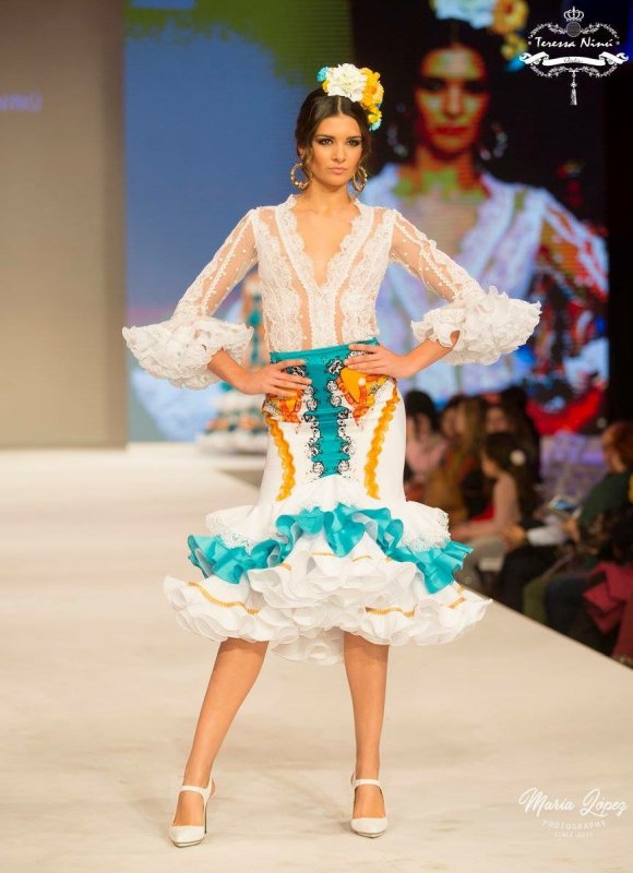 ANDALUCITA Falda y Camisa - Sueño Real